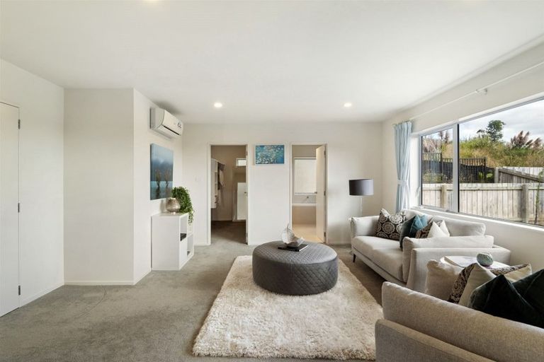 Photo of property in 95 Bayside Drive, Browns Bay, Auckland, 0630