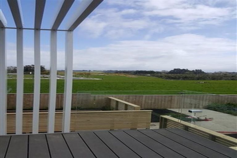 Photo of property in 17 Glenae Lane, Hobsonville, Auckland, 0618