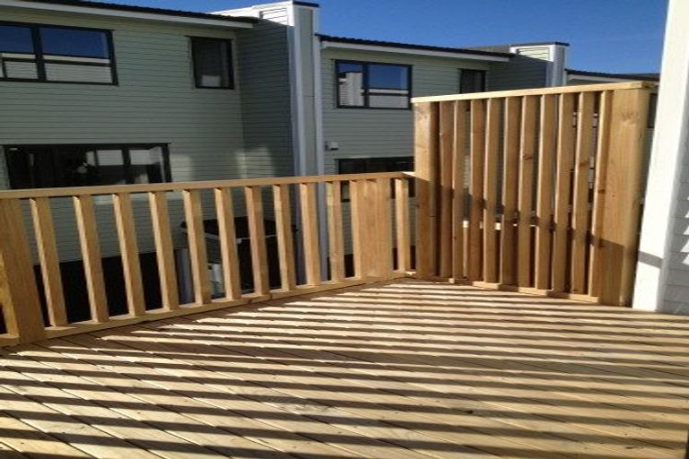 Photo of property in 11 Gordon Place, Newtown, Wellington, 6021