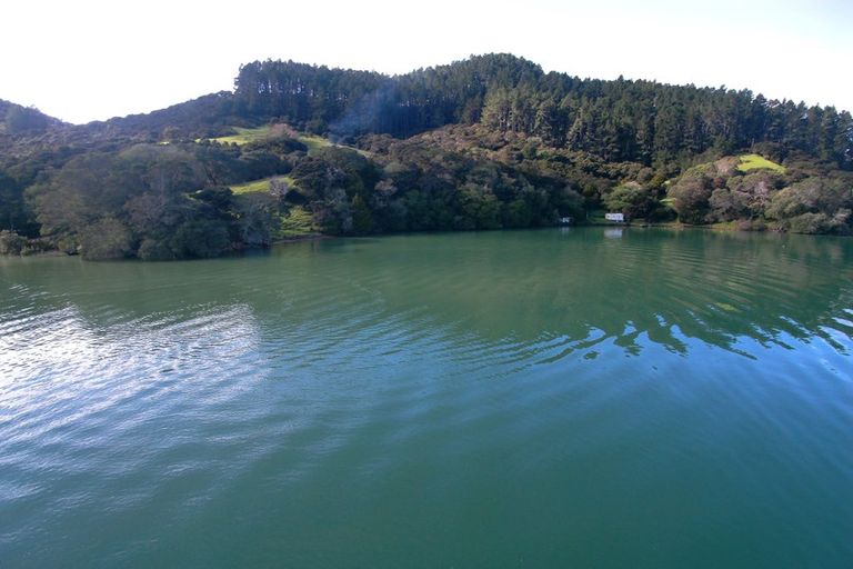Photo of property in 225 Okura Bay Road, Totara North, Kaeo, 0479