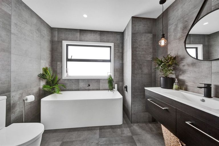 Photo of property in 11 Customhouse Street, Bell Block, New Plymouth, 4312