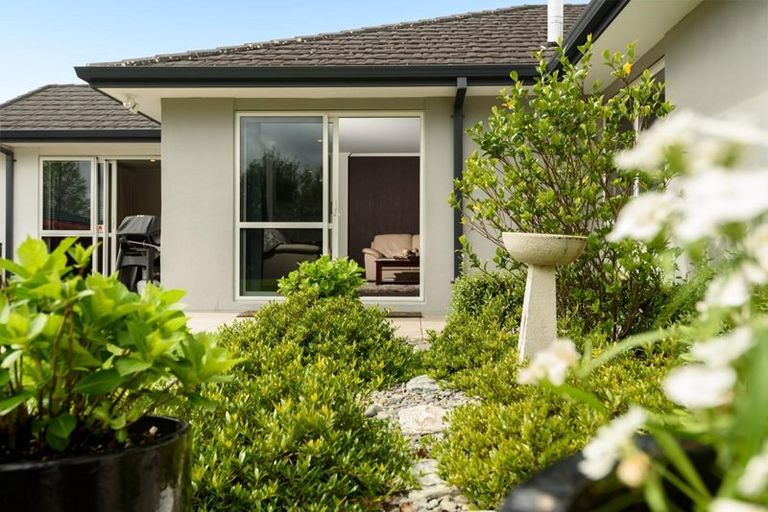 Photo of property in 6 Caldera Close, Pyes Pa, Tauranga, 3112