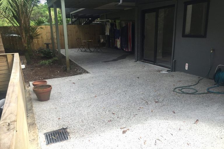 Photo of property in 24 Heaton Grove, Chatswood, Auckland, 0626