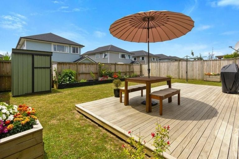 Photo of property in 19 Ballindrait Drive, Flat Bush, Auckland, 2019