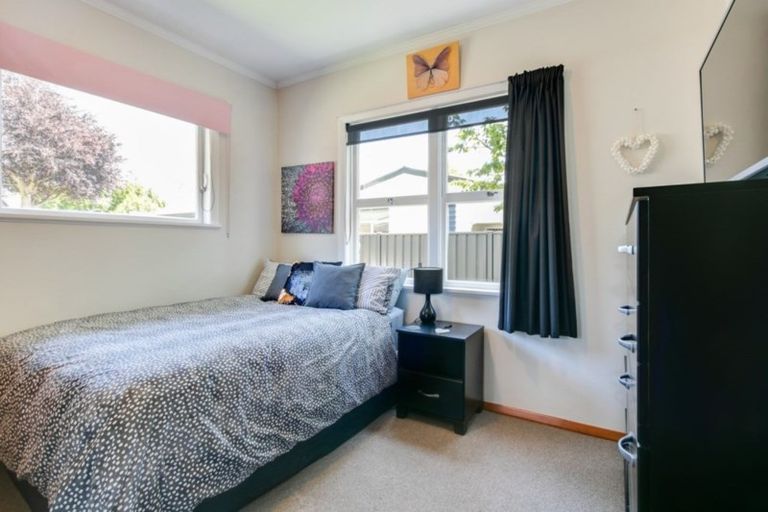 Photo of property in 908 Sylvan Road, Mayfair, Hastings, 4122