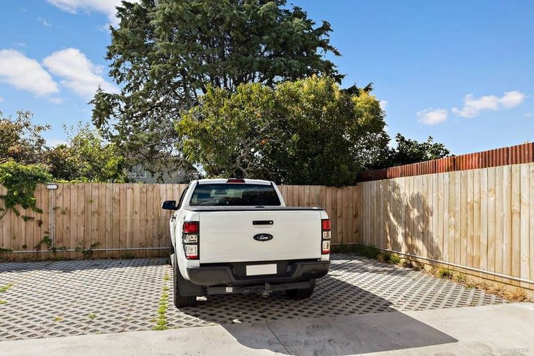 Photo of property in 8/46 Te Kanawa Crescent, Henderson, Auckland, 0610