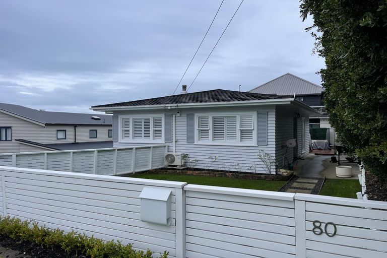 Photo of property in 1/80 Clovelly Road, Bucklands Beach, Auckland, 2012