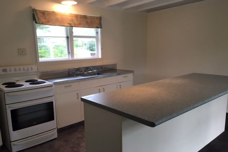 Photo of property in 86 Marine Parade, Otaki Beach, Otaki, 5512