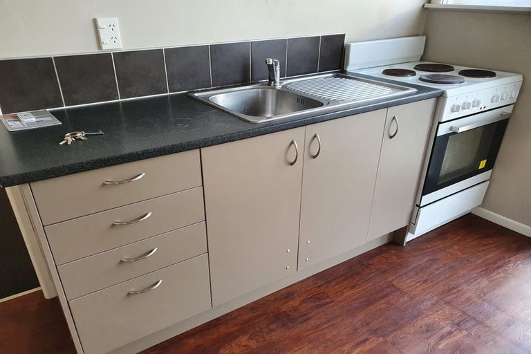 Photo of property in 8 Heretaunga Street, Petone, Lower Hutt, 5012