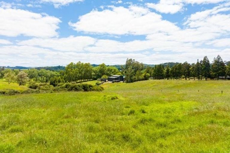 Photo of property in 40 Foster Road, Kumeu, 0891