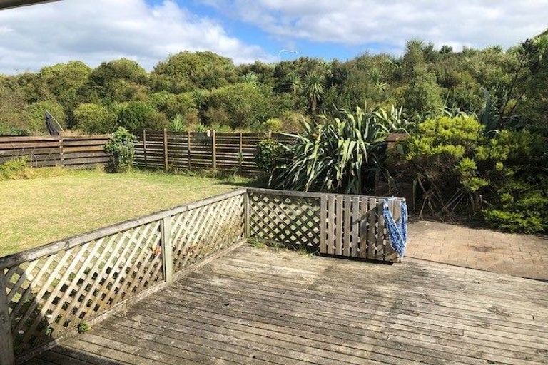Photo of property in 15 Spackman Crescent, Paraparaumu, 5032