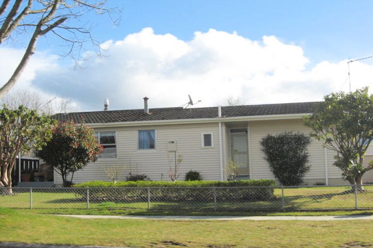 Photo of property in 6 Rota Street, Turangi, 3334