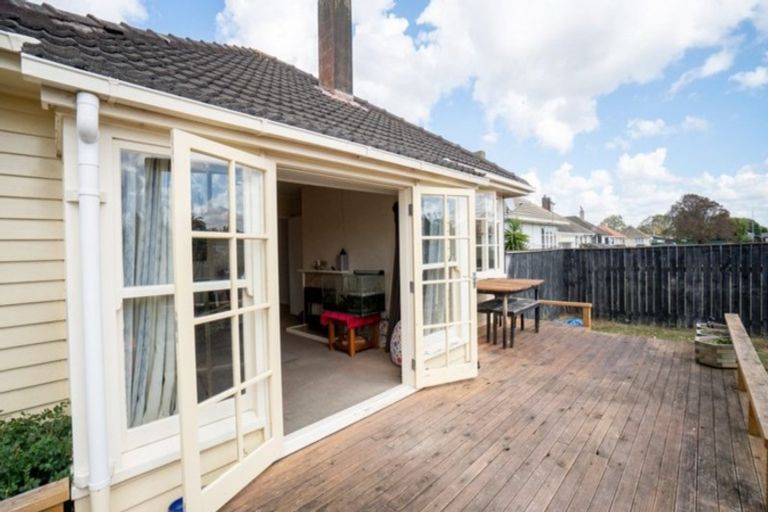 Photo of property in 95 Clyde Crescent, Roslyn, Palmerston North, 4414