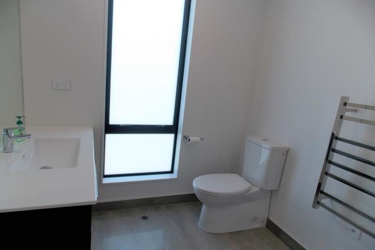 Photo of property in 3/210 Karori Road, Karori, Wellington, 6012