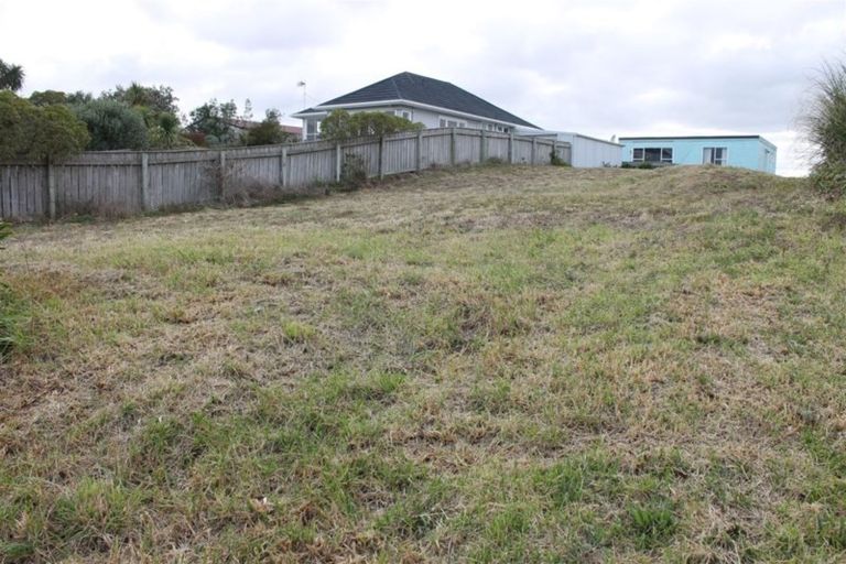 Photo of property in 66 Dixie Street, Te Horo Beach, Otaki, 5581