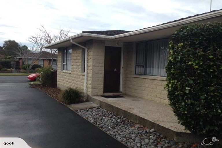 Photo of property in 1/61 Ambleside Drive, Burnside, Christchurch, 8053