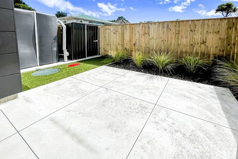 Photo of property in 9 Main Road, Wainuiomata, Lower Hutt, 5014