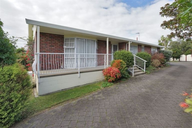 Photo of property in 17 Velma Crescent, Nawton, Hamilton, 3200