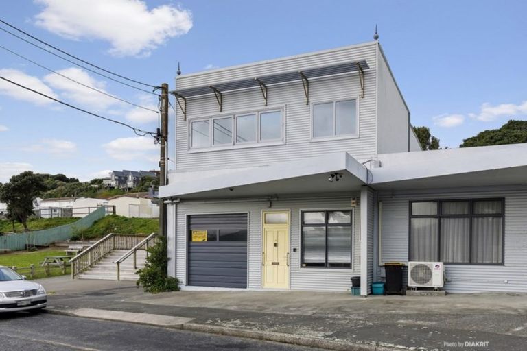 Photo of property in 69 Raukawa Street, Strathmore Park, Wellington, 6022
