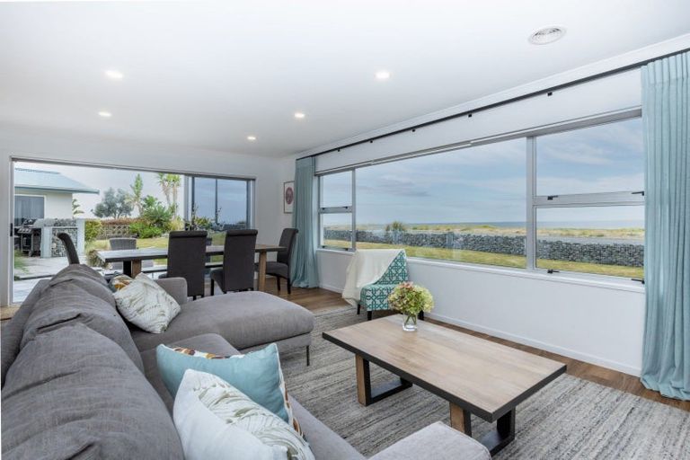 Photo of property in 60 Le Quesne Road, Bay View, Napier, 4104