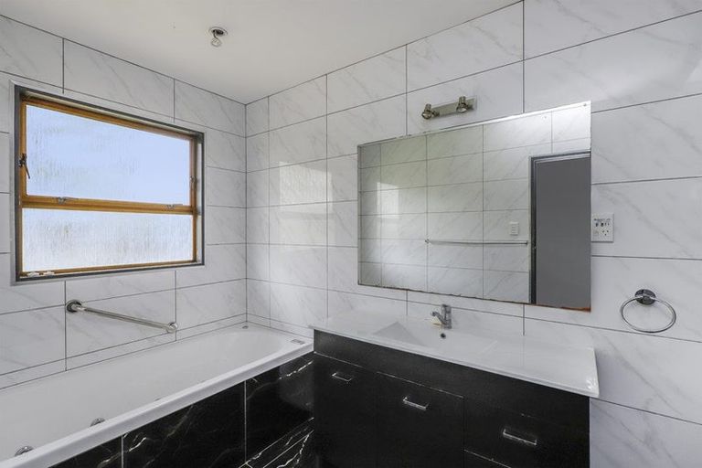 Photo of property in 3 Lorne Place, Flaxmere, Hastings, 4120