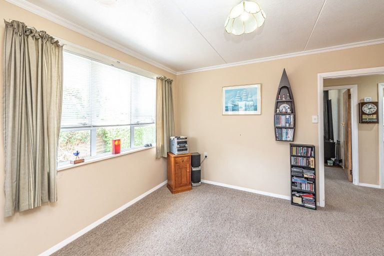 Photo of property in 40 Selwyn Crescent, College Estate, Whanganui, 4500