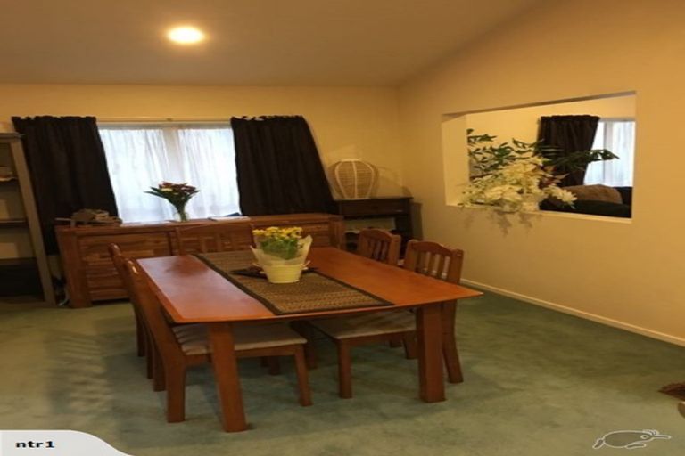 Photo of property in 4 Mattalie Place, Manurewa, Auckland, 2105