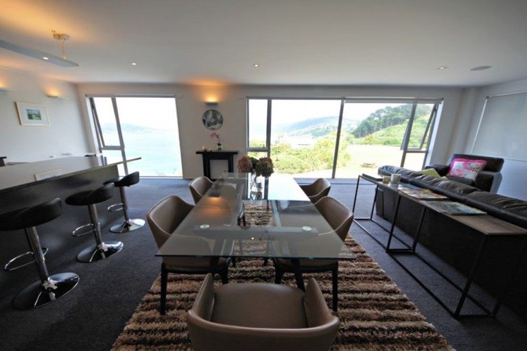Photo of property in 11 Sovereign Point, Kaiwharawhara, Wellington, 6035