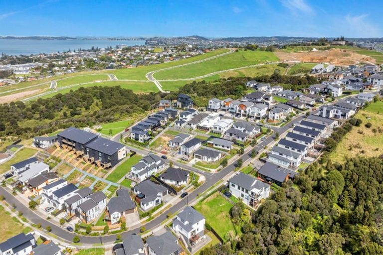 Photo of property in 49 Pacific Heights Road, Orewa, 0931