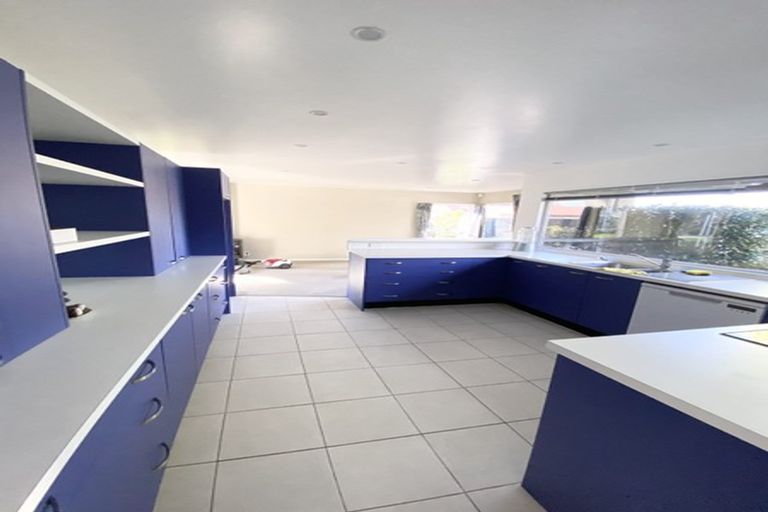 Photo of property in 5 Shanaway Close, Halswell, Christchurch, 8025