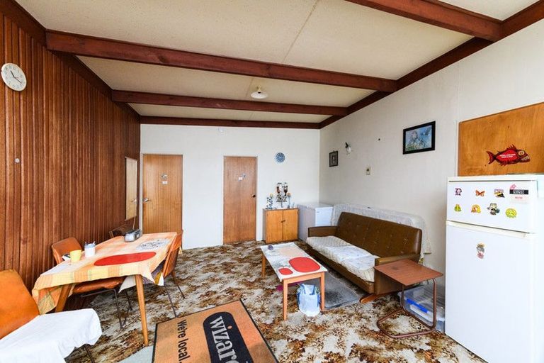 Photo of property in 6a Westhaven Grove, Takaro, Palmerston North, 4412