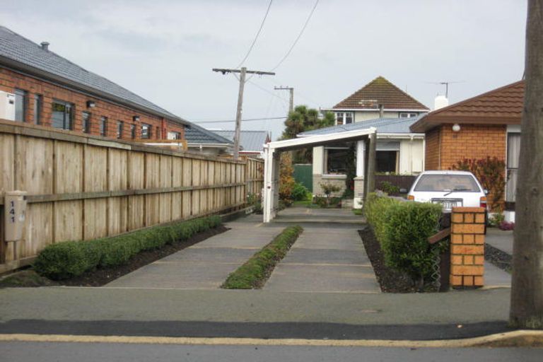 Photo of property in 141 Macandrew Road, South Dunedin, Dunedin, 9012