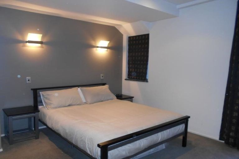 Photo of property in The Quay, 2/332a2 Lambton Quay, Wellington Central, Wellington, 6011