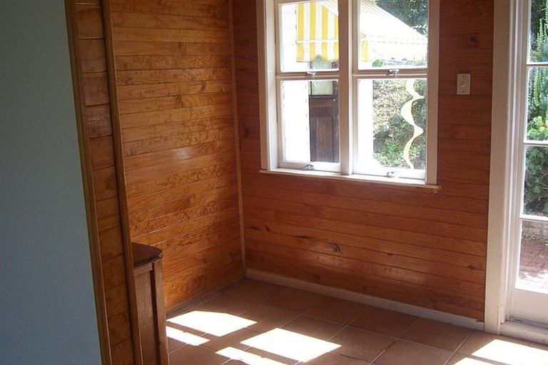 Photo of property in 91 Upper Drive, Greenhithe, Auckland, 0632