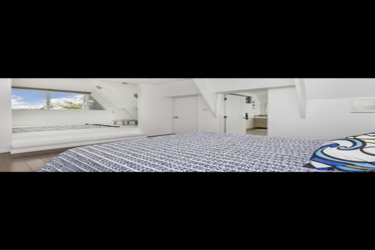 Photo of property in 38a Oruamo Place, Beach Haven, Auckland, 0626