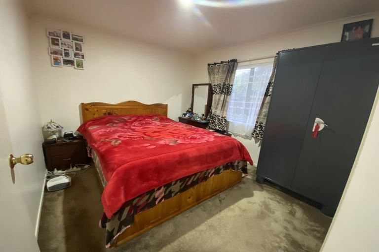 Photo of property in 2 Portrush Lane, Takanini, 2112