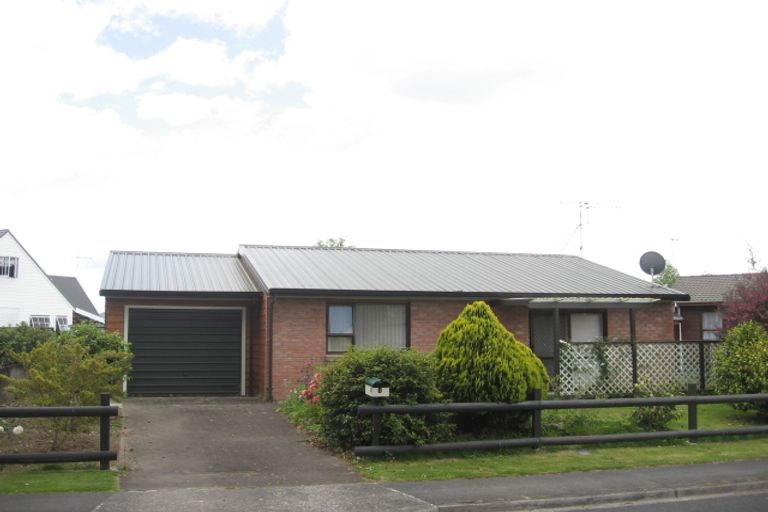 Photo of property in 1 Morton Place, Leamington, Cambridge, 3432