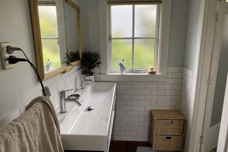 Photo of property in 4 Crichton Terrace, Cashmere, Christchurch, 8022