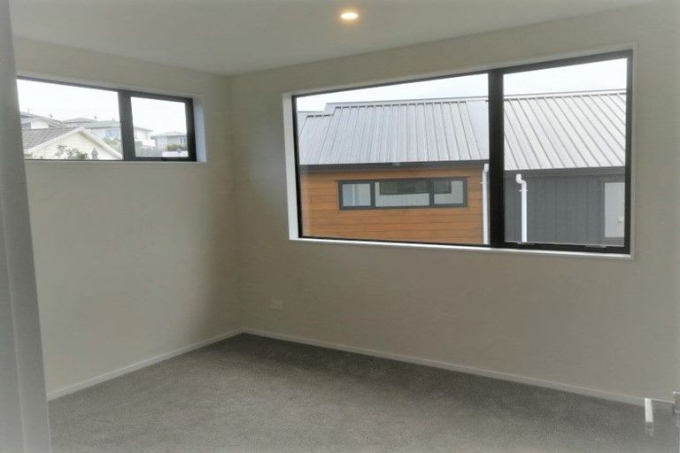 Photo of property in 44 Seafarer Crescent, Stanmore Bay, Whangaparaoa, 0932