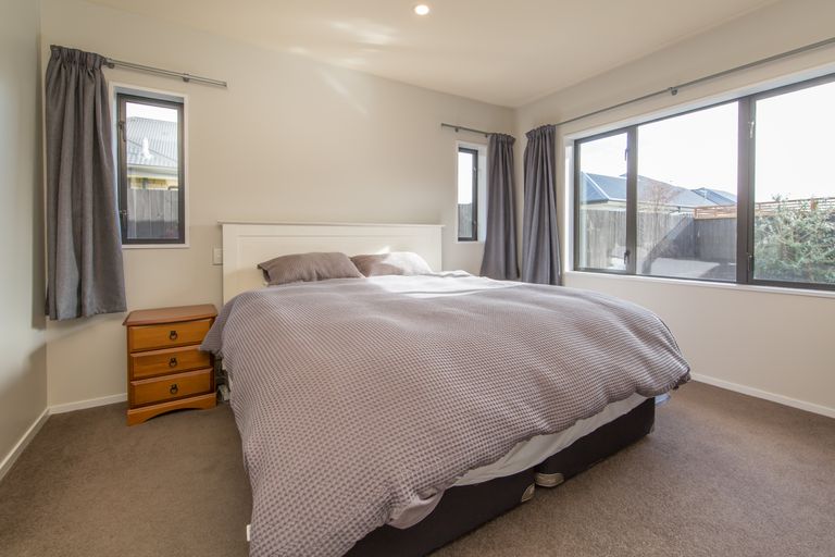 Photo of property in 6 Taiwhenua Street, Rangiora, 7400