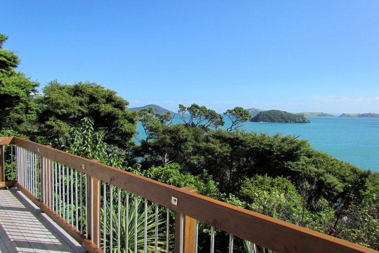 Photo of property in 1590 Wyuna Bay Road, Wyuna Bay, Coromandel, 3581