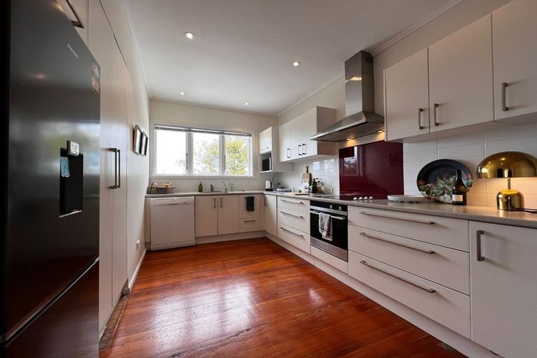 Photo of property in 1/7 Evan Street, Belmont, Auckland, 0622