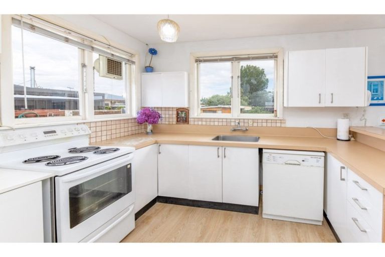 Photo of property in 7 Stretton Street, Bishopdale, Christchurch, 8053