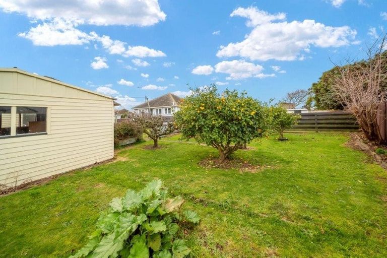 Photo of property in 6 Laurent Vc Street, Hawera, 4610