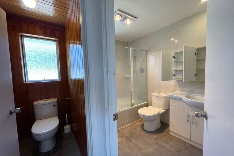 Photo of property in 79 Sunderlands Road, Half Moon Bay, Auckland, 2012