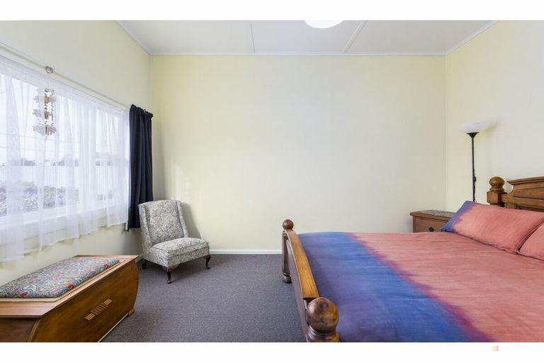 Photo of property in 9 Waimate Highway, Makikihi, Waimate, 7978