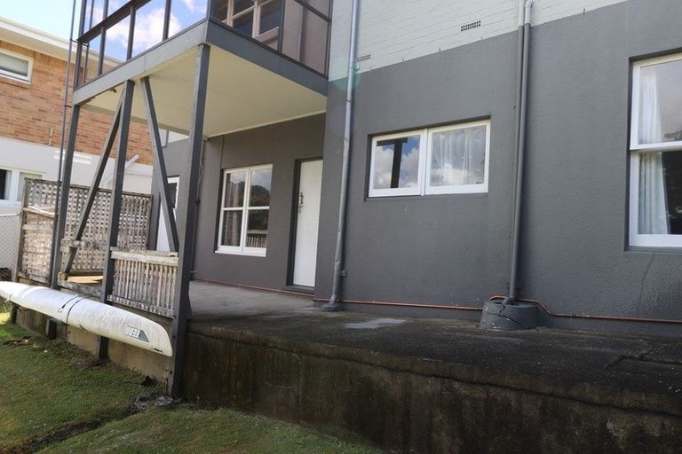 Photo of property in 2 Rita Street, Mount Maunganui, 3116