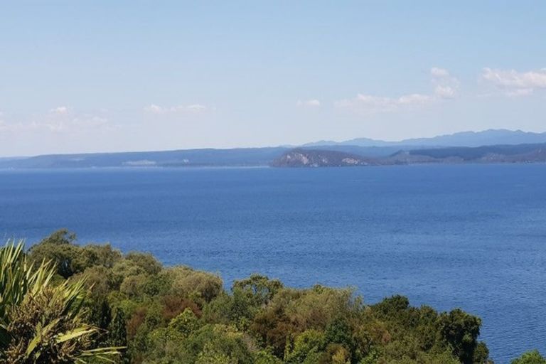 Photo of property in 2 Kamahi Terrace, Omori, Turangi, 3381