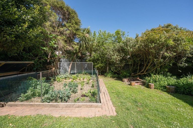 Photo of property in 2 Brook Terrace, The Brook, Nelson, 7010