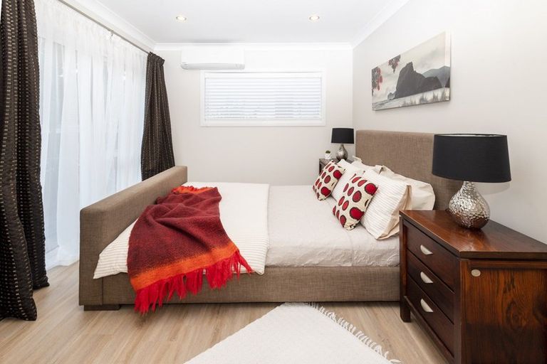 Photo of property in 172 Mellons Bay Road, Mellons Bay, Auckland, 2014